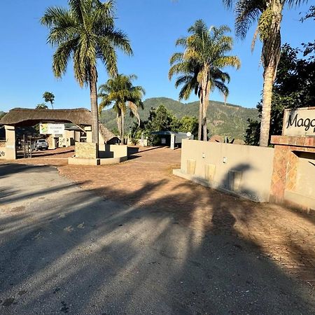 Magoebaskloof Mountain Lodge ツァニーン エクステリア 写真
